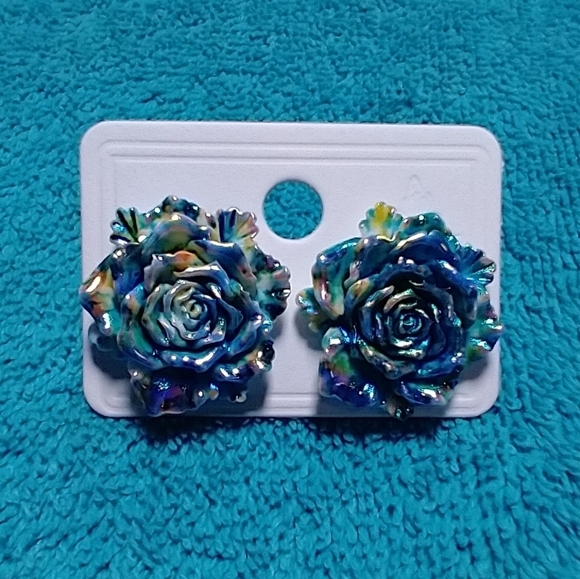 Pierced post rose flower floral earrings blue colorful multicolor - Picture 1 of 3